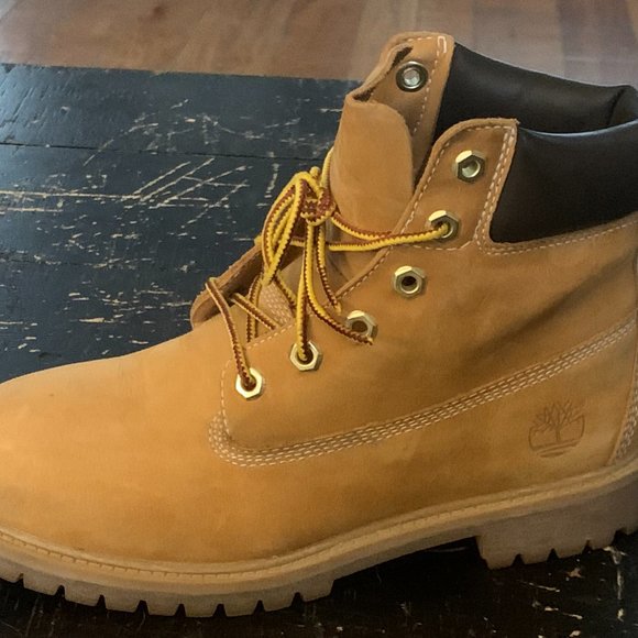 Timberland Waterproof Boot - Picture 3 of 5